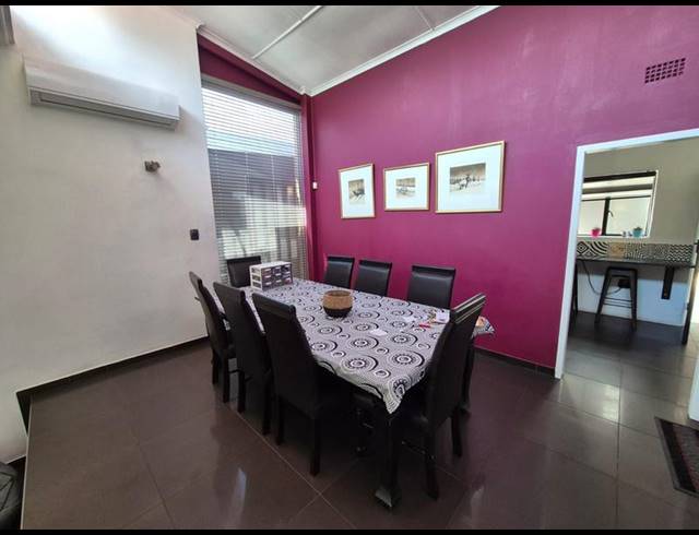 3 BEDROOM HOUSE FOR SALE IN SOUTH CREST